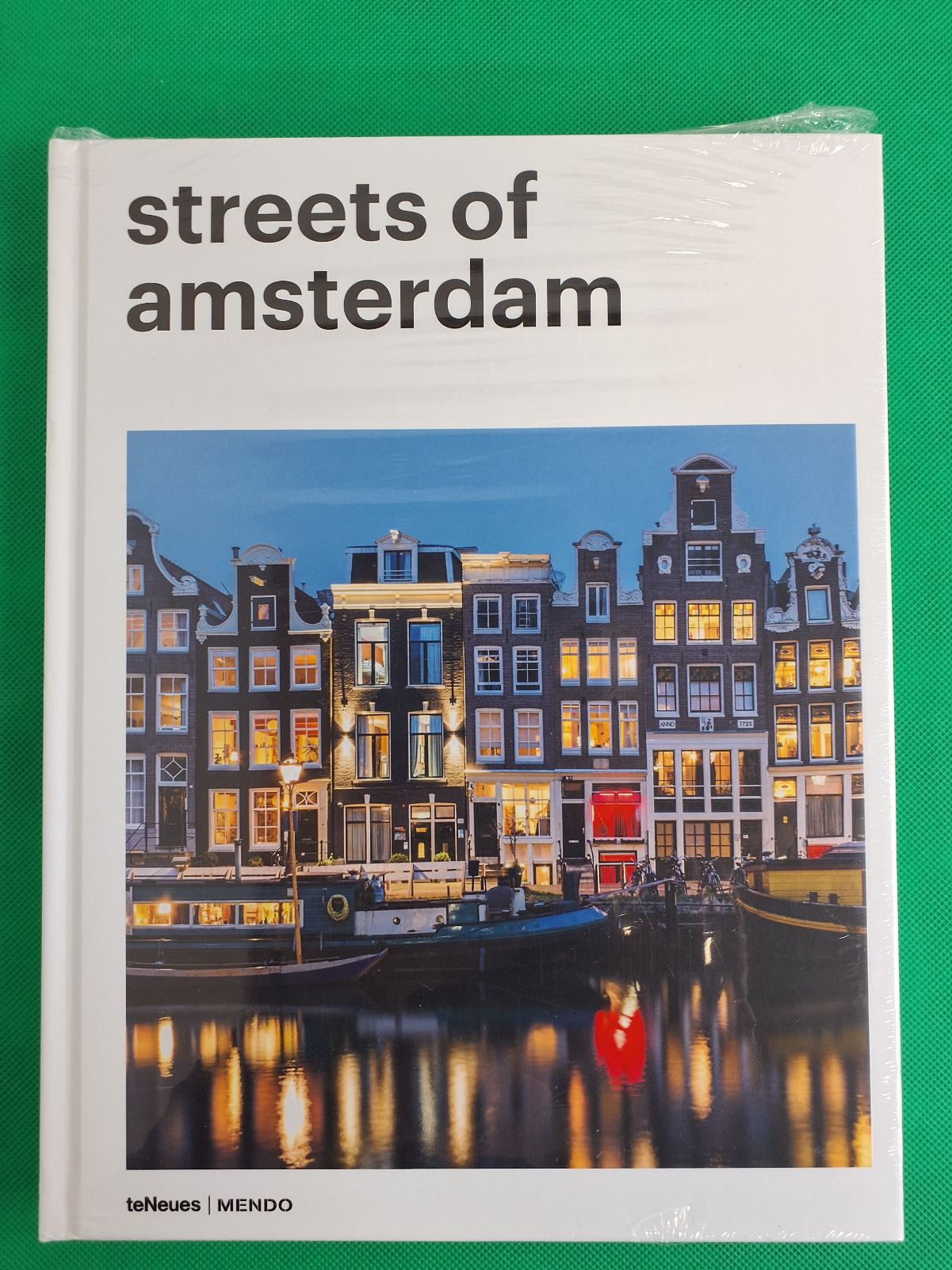 Bog: Streets of Amsterdam teNeues Mendo